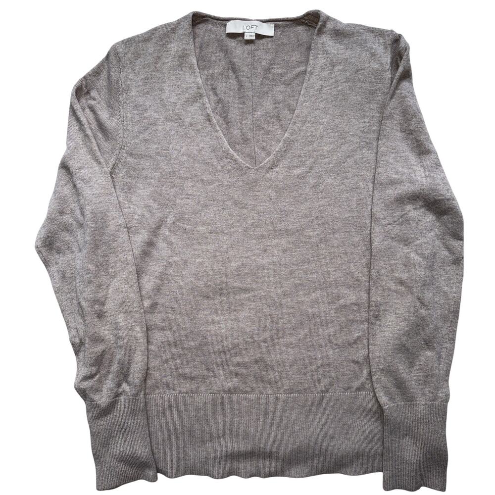 LOFT Light Gray V-Neck Sweater Size Large Soft Lightweight Knit